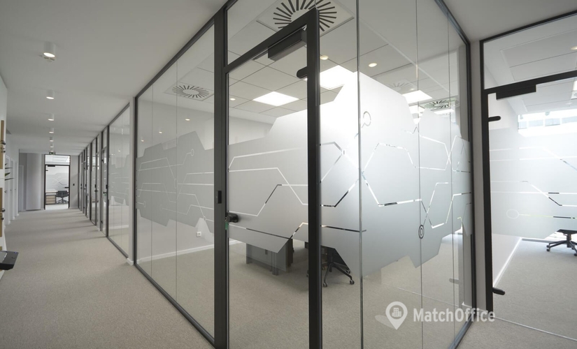 40 m² Business space property for rent in Belgrade, Bulevar Milutina Milankovića 11g (11001) - 3 | MatchOffice.com