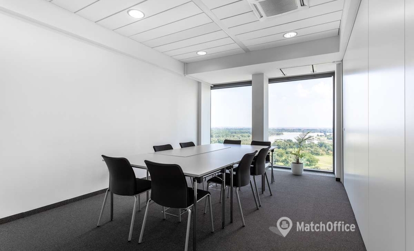 10 m² Shared workspace  in Belgrade, USCE Business Centre (11070) - 1 | MatchOffice
