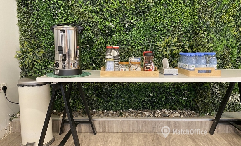 175 m² Conference hall in Riyadh, Al Sharnaqah + Garden (12445) - 2 | MatchOffice.com