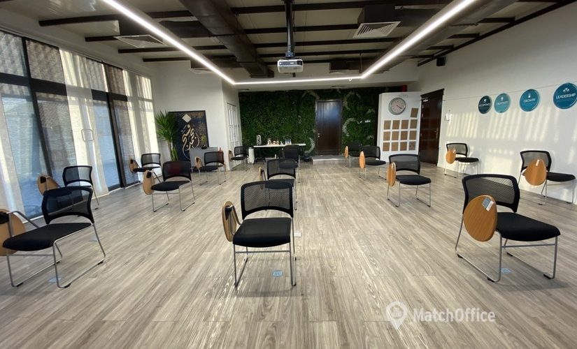 175 m² Meeting room in Riyadh, Al Sharnaqah + Garden (12445) - 1 | MatchOffice.com