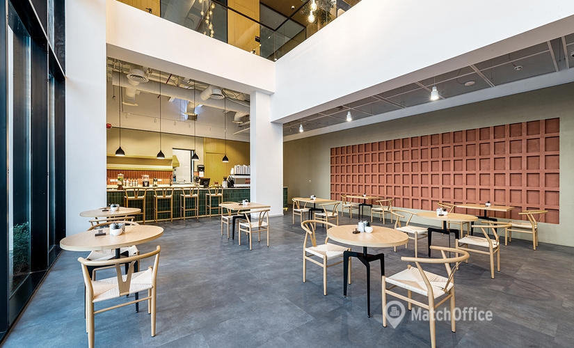 1800 m² Coworking space in Riyadh, King Abdul Aziz Branch Road 6627 (12432) - 1 | MatchOffice