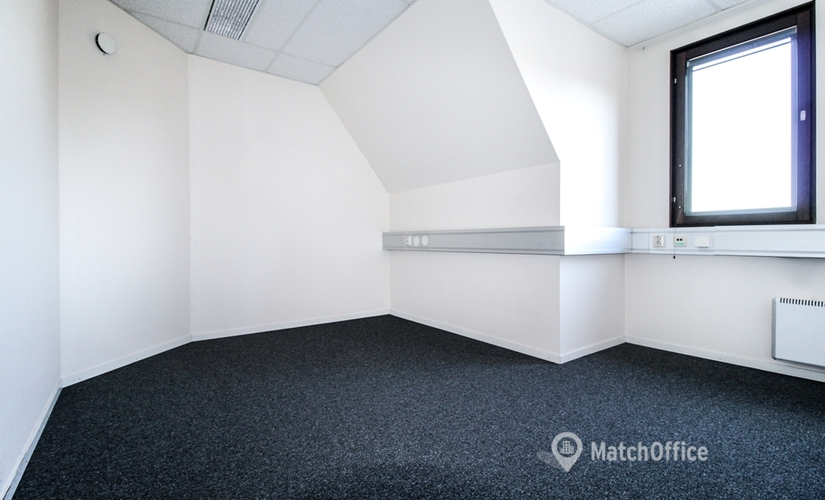 15 m² Servicekontor för uthyrning i Täby, Täby (187 40) - 1 | MatchOffice
