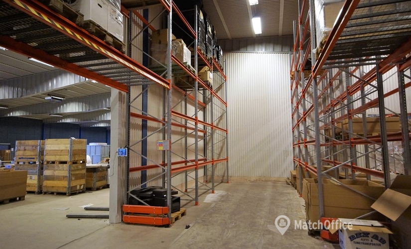 1050 m² Lager uthyres i Enköping, Enköping (749 40) - 3 | MatchOffice.se