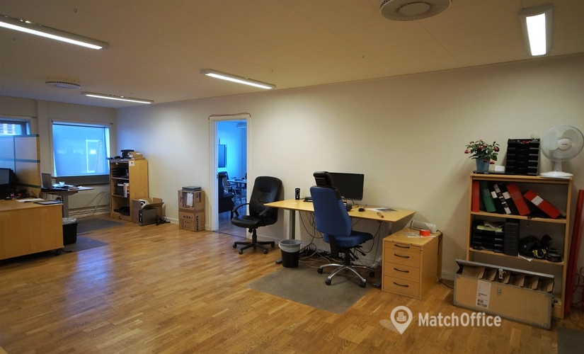 1050 m² Lager uthyres i Enköping, Enköping (749 40) - 4 | MatchOffice.se