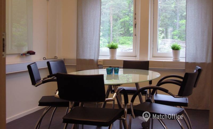 Flexibel arbetsplats(Yta:80 m²) för uthyrning i Ekbacksvägen 28, 168 69 Bromma. Inga extra avgifter | MatchOffice.se