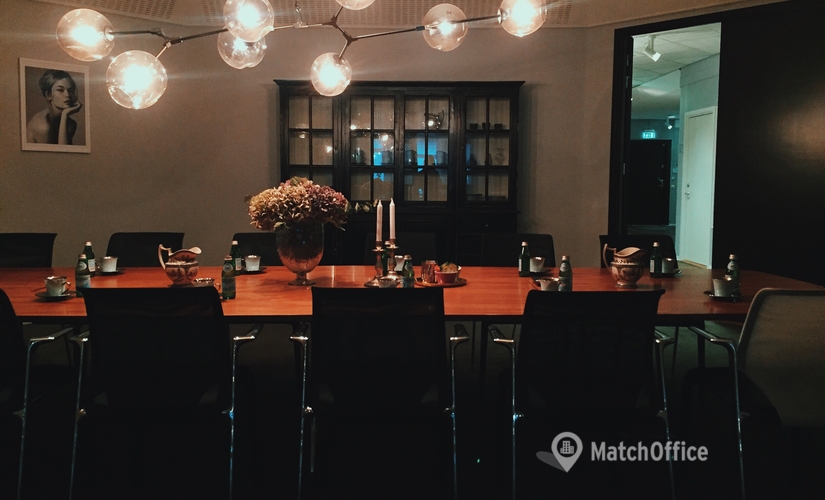 Join suitable a 100 m² Shared office  in Stockholm Ostermalm, Grev Turegatan 3 (114 46) - 1 | MatchOffice.com