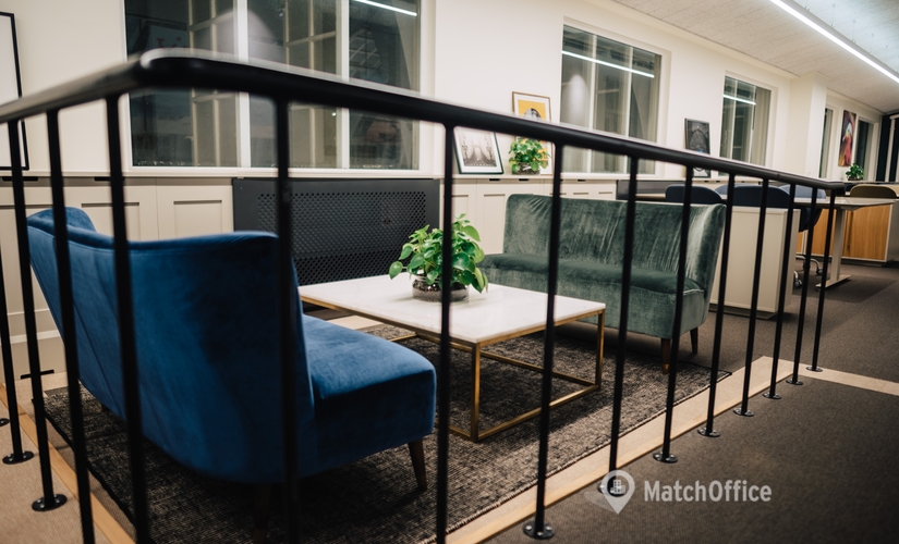 50 m² Commercial office up for rent in Norrmalm, Centralplan, 111 20 - 2 | MatchOffice