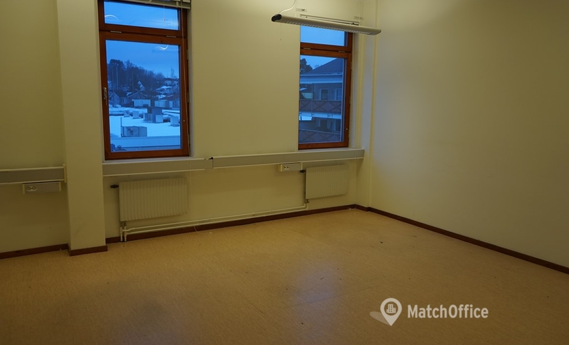 Kontorsplatser(Yta:278 m²)	för uthyrning i Märsta, Nymärsta Gränd 2, 195 30 Sigtuna. WiFi-anslutning ingår | MatchOffice.se