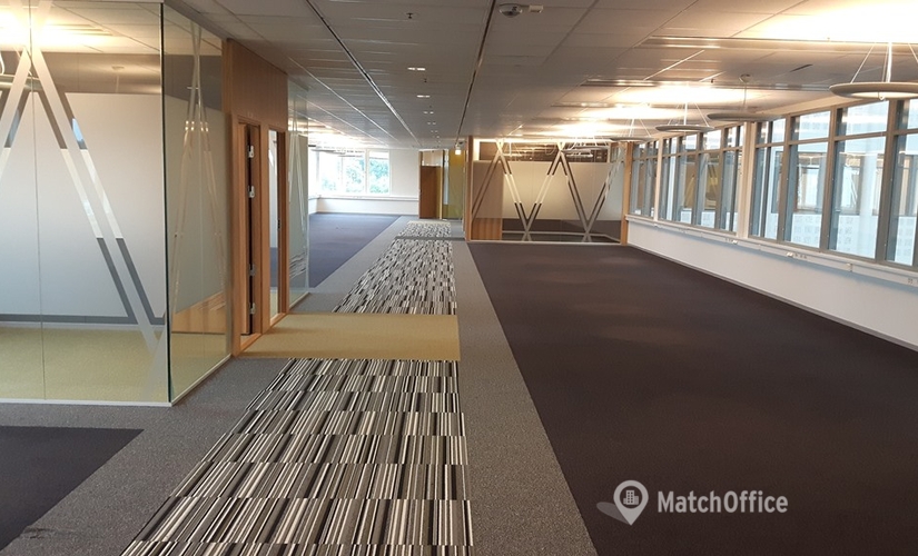 Företagshotell(Yta:827 m²) för uthyrning i Solna, Gustav III:s Boulevard 34, 169 73 Solna. Bra läge | MatchOffice.se