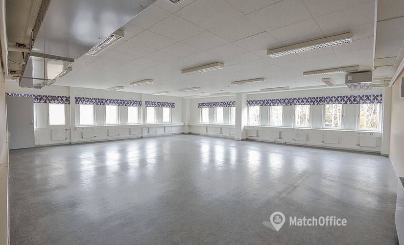 299 m² exklusiva Kontorsrum för uthyrning i Huddinge-Farsta, Farsta (123 43) erbjuder allt du behöver  - 3 | MatchOffice