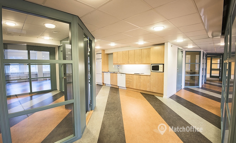 1700 m² Servicekontor uthyres i Huddinge-Farsta, Farsta (123 43) - 2 | MatchOffice.se