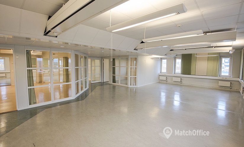 944 m² exklusiva Kontor uthyres i Huddinge-Farsta, Farsta (123 43) skulle vara fördelaktigt för ditt företag - 2 | MatchOffice.se