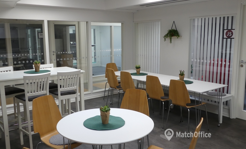 1400 m² Företagscentrum uthyres i Helsingborg, Vasatorpsvägen 1E (254 57) - 1 | MatchOffice.se