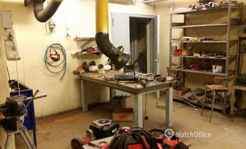 222 m² Office warehouse for rent in Soderhamn, Söderhamn (826 35) - 2 | MatchOffice.com