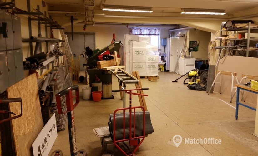 222 m² Warehouse storage for rent in Soderhamn, Söderhamn (826 35) - 1 | MatchOffice