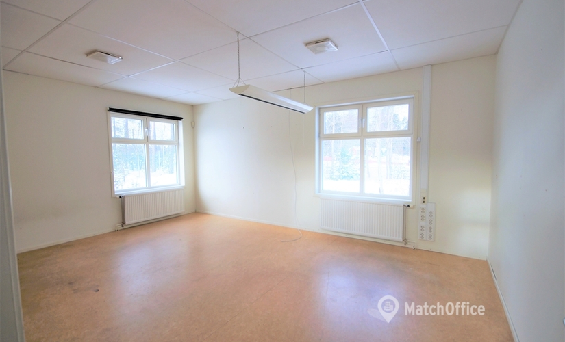 285 m² Lagerhall att hyra i Stockholm Norrort, Vallentuna (186 40) - 3 | MatchOffice.se