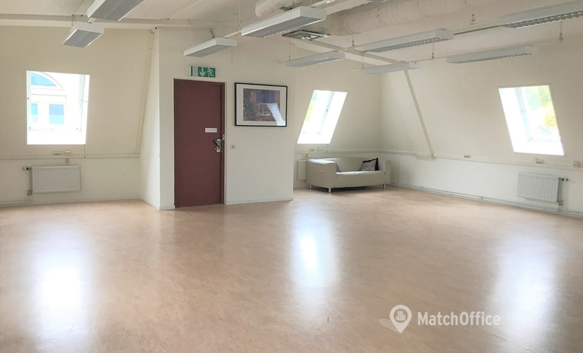 186 m² flexibla Kontorsplatser för uthyrning i Bromma, Bromma (168 69) möter alla dina önskemål  - 0 | MatchOffice