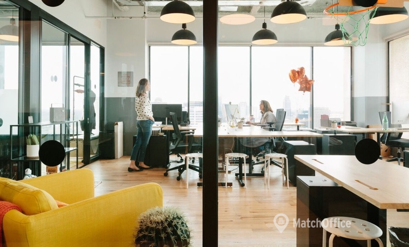 Konferensrum(Yta:70 m²) för uthyrning i Regeringsgatan 27, 111 53 Norrmalm. Inga extra avgifter | MatchOffice.se