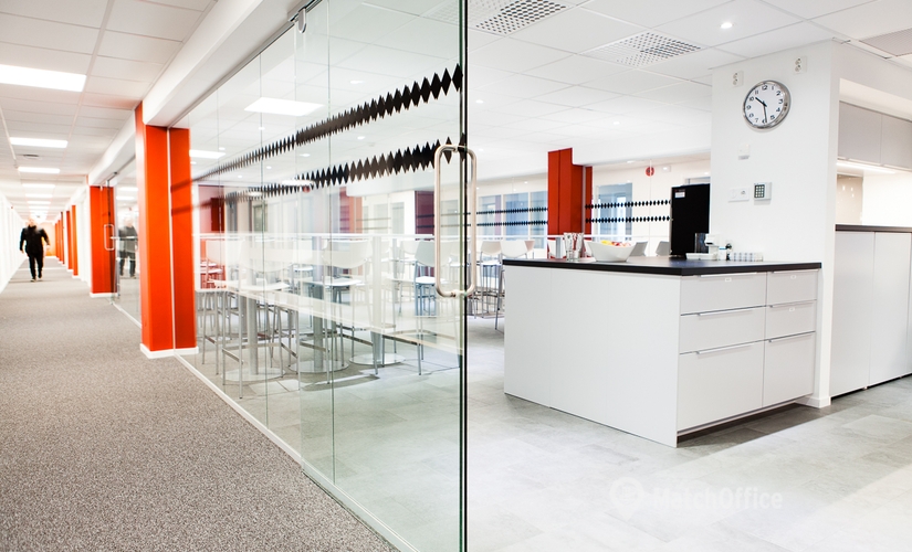 Coworking spaces(Yta:70 m²) att hyra i Vretenvägen 13B, 171 54 Solna. Endast från verifierade hyresvärdar | MatchOffice.se