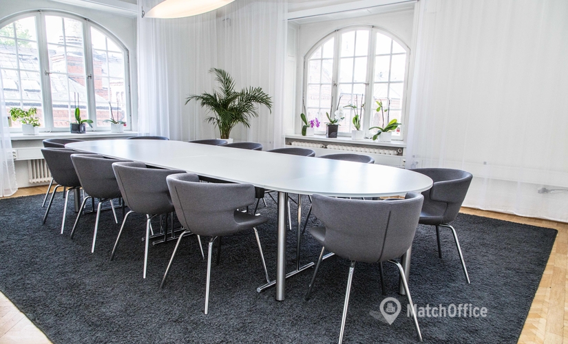 Explore comfortable a 21 m² Shared office  in Stockholm Ostermalm, Artillerigatan 6 (114 51) - 2 | MatchOffice.com