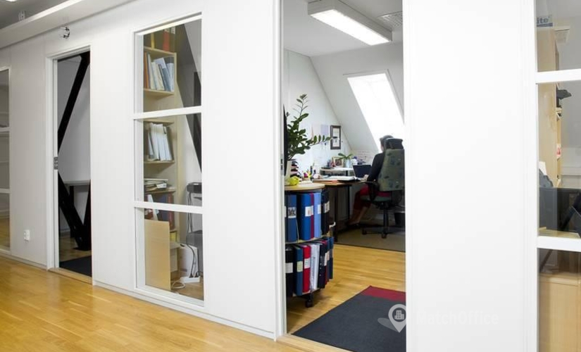 Flexibel arbetsplats(Yta:35 m²) att hyra i Stora Södergatan 8, 223 61 Lund. Fullt utbud av faciliteter | MatchOffice.se
