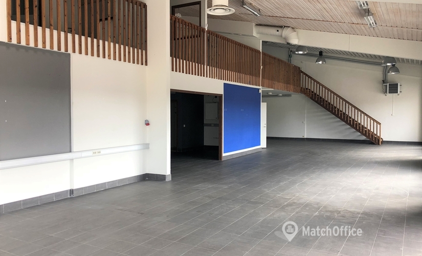 350 m² Verkstad uthyres i Västerås, Västerås (721 33) - 2 | MatchOffice