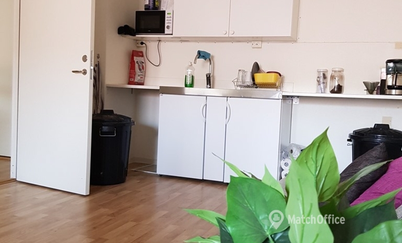 184 m² Verkstad för uthyrning i Täby, Täby (183 71) - 4 | MatchOffice.se