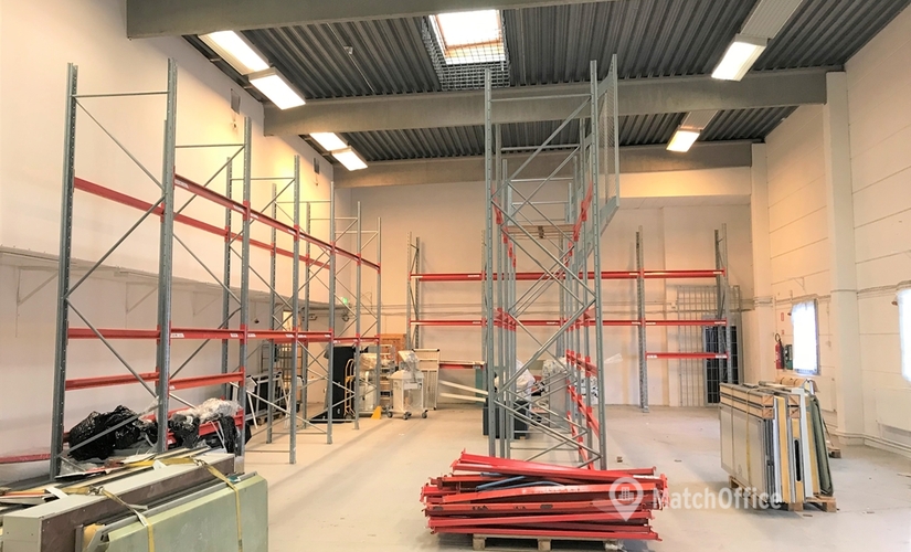 241 m² Lagerutrymme att hyra i Danderyd-Täby, Täby (183 79) - 0 | MatchOffice