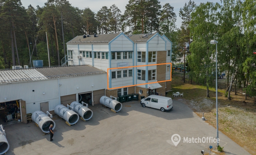 255 m² Lagerhall för uthyrning i Södertälje, Södertälje (151 38) - 0 | MatchOffice.se