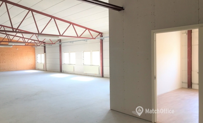 1388 m² Lagerutrymme att hyra i Stockholm Norrort, Kungsängen (196 37) - 3 | MatchOffice