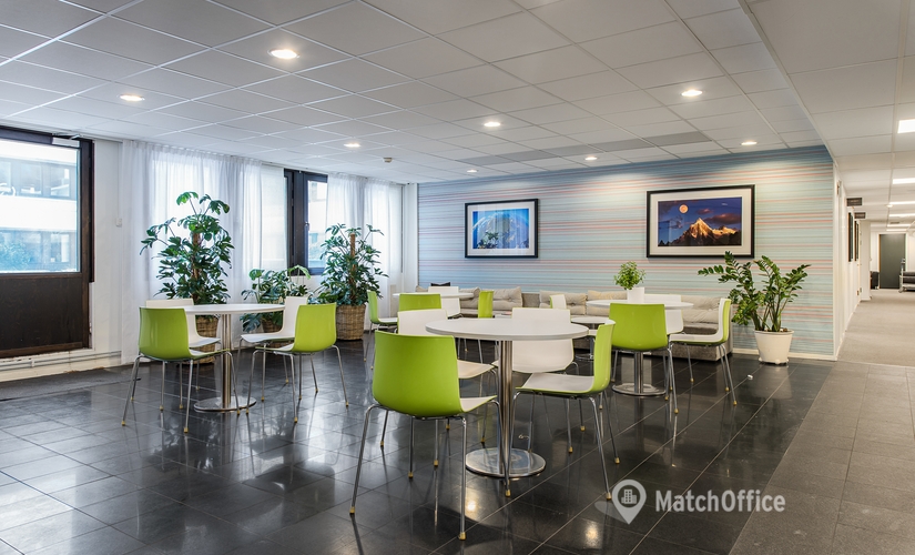 Affärscentrum(Yta:17 m²) att hyra i Varuvägen 9, 125 20 Älvsjö. Handikappanpassad | MatchOffice.se