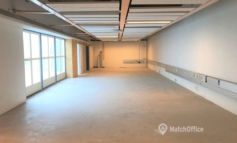 660 m² Lagerutrymme uthyres i Bromma, Bromma (168 69) - 4 | MatchOffice