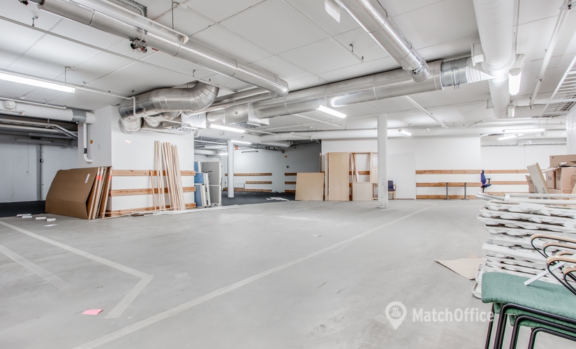 607 m² Lager för uthyrning i Södertälje, Södetälje (151 36) - 3 | MatchOffice.se