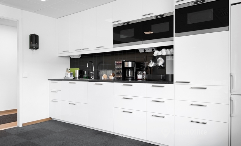 452 m² Företagshotell att hyra i Husie, Malmö (212 35) - 4 | MatchOffice.se