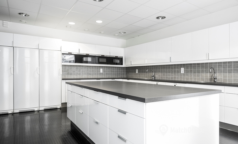 1800 m² Serviced office for rent in Hassleholm, Hässleholm (281 32) can satisfy all our needs - 2 | MatchOffice.com