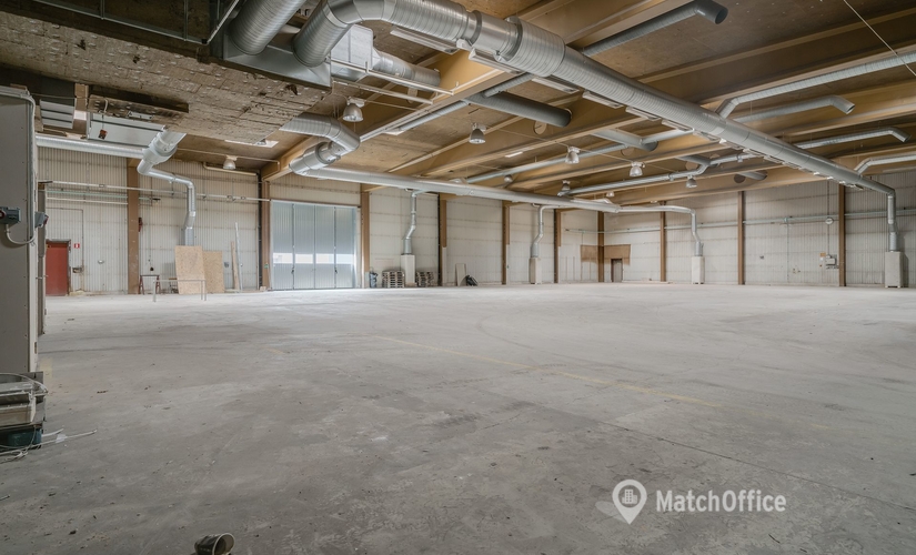 7474 m² Lagerhall att hyra i Eslöv, Eslöv (241 38) - 1 | MatchOffice.se