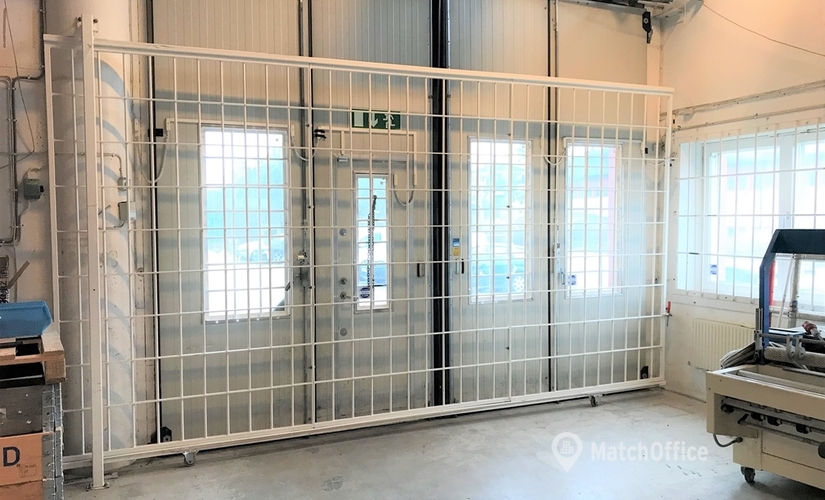 660 m² Lagerutrymme uthyres i Sollentuna, Sollentuna (192 55) - 2 | MatchOffice.se