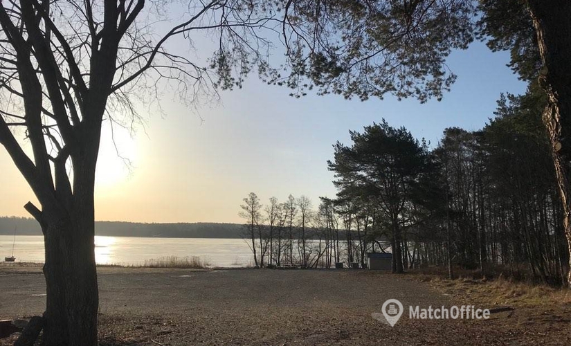 Lagerutrymme(Yta:10000 m²) för uthyrning i Kalmarleden 38, 746 37 Håbo. Endast från verifierade hyresvärdar | MatchOffice.se