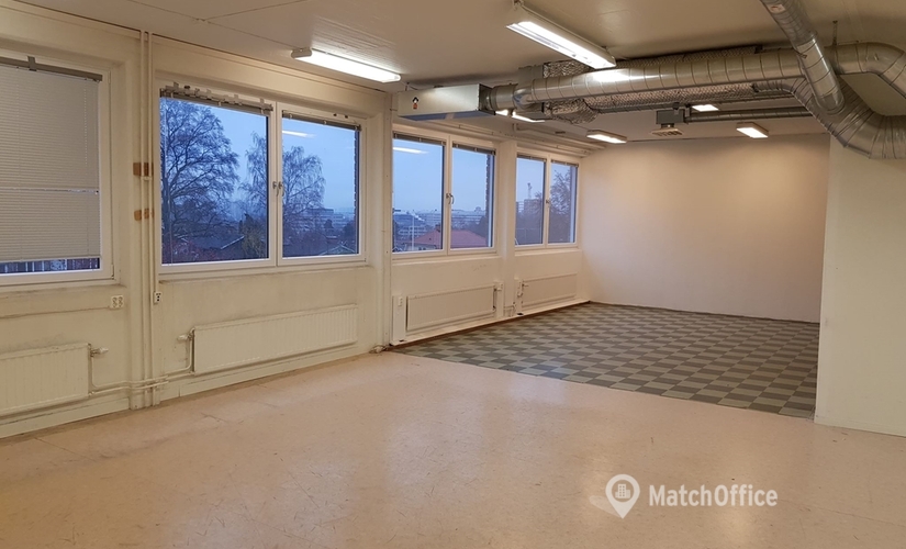 Lagerutrymme(Yta:341 m²) för uthyrning i Sundbyberg, Ursviksvägen 127, 174 46 Solna. Bra läge | MatchOffice.se