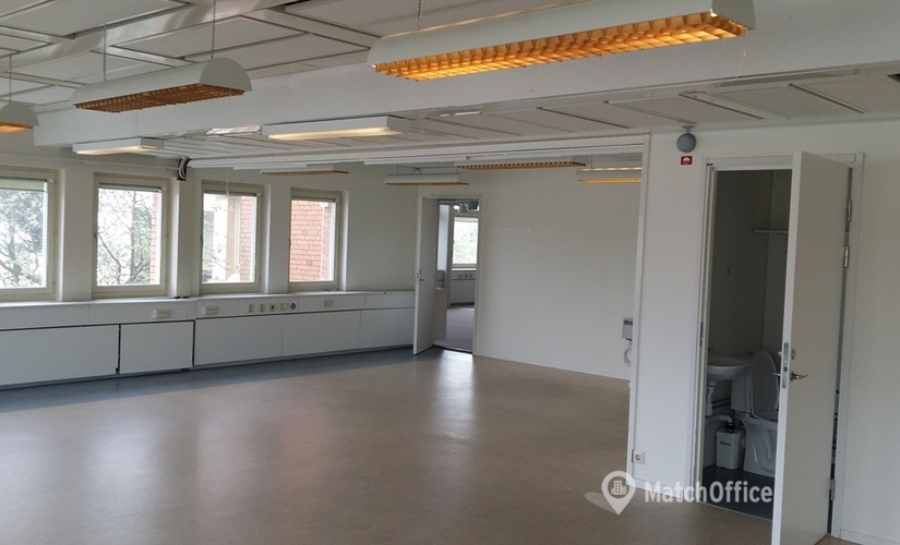 Kontor(Yta:154 m²) att hyra i Lunda, Domnarvsgatan 11, 163 53 Kista. Fullt utbud av faciliteter | MatchOffice.se
