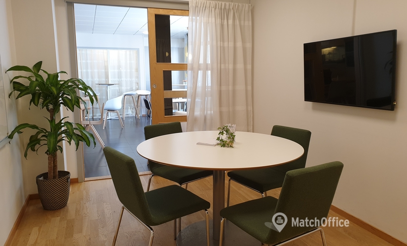 Kontorshotell(Yta:11 m²) för uthyrning i Teatergatan 19, 411 35 Göteborg Centrum. WiFi-anslutning ingår | MatchOffice.se