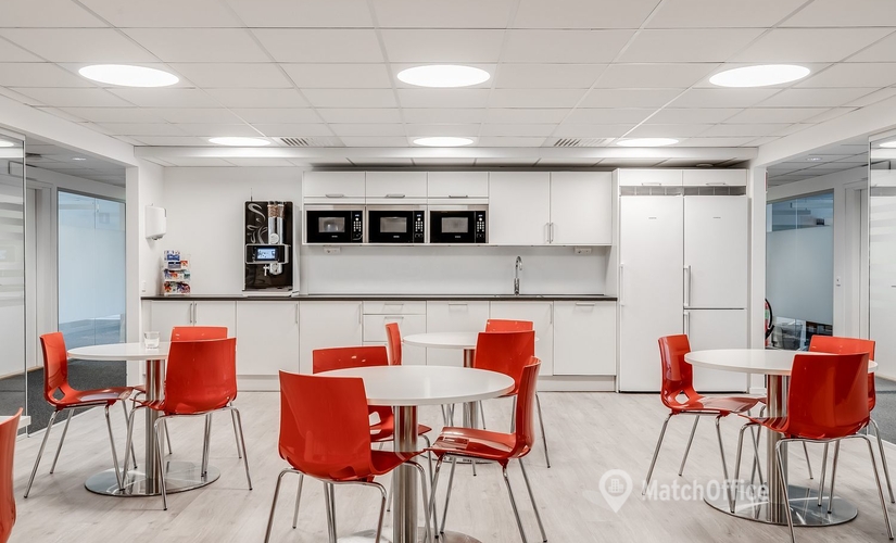 Företagshotell(Yta:45 m²) att hyra i Vallgatan 9, 170 67 Solna. Inga extra avgifter | MatchOffice.se