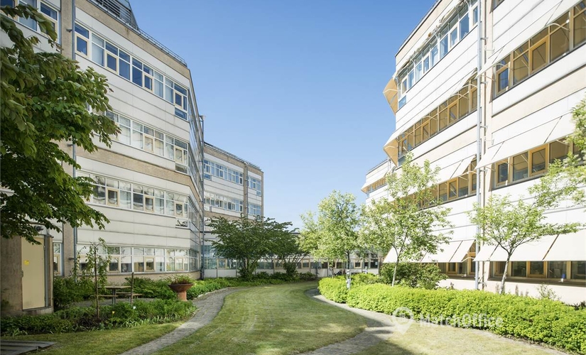 Företagshotell(Yta:688 m²) att hyra i Glasfibergatan 6, 125 45 Älvsjö. Lång- och korttidsuthyrning | MatchOffice.se