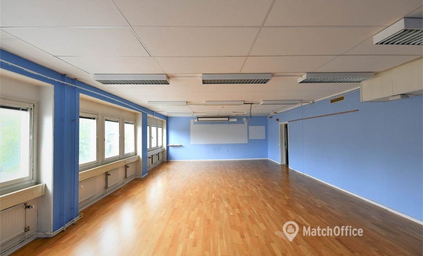Företagshotell(Yta:1539 m²) att hyra i Handens stationsväg 15, 136 40 Haninge. Fullt utbud av faciliteter | MatchOffice.se