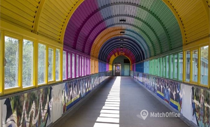 650 m² Serviced office building for rent in Haninge, Handens stationsväg 19 (136 40) - 1 | MatchOffice