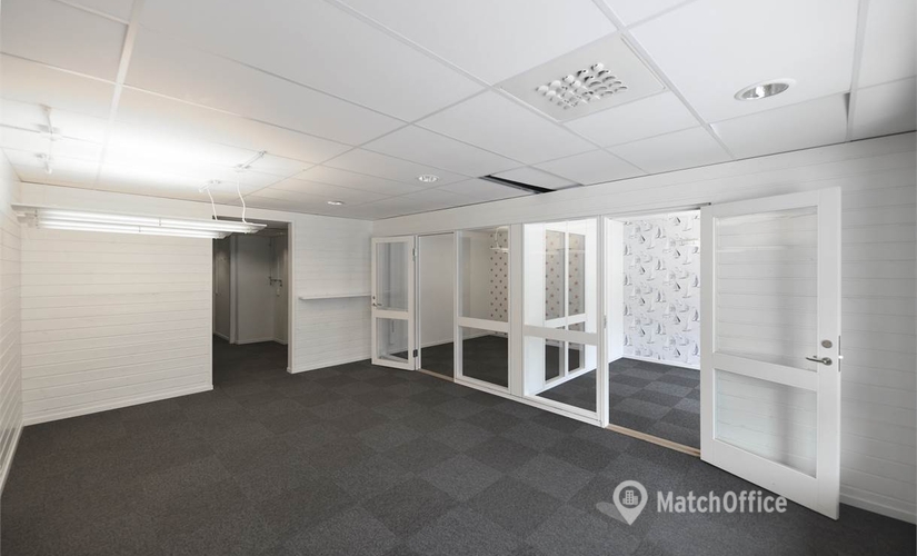 Kontorshotell(Yta:103 m²) att hyra i Handenterminalen 2, 136 40 Haninge. Tillgång 24/7 | MatchOffice.se