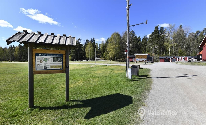 116 m² Business center building available to rent in Haninge, Handenterminalen 6 (136 40) - 1 | MatchOffice