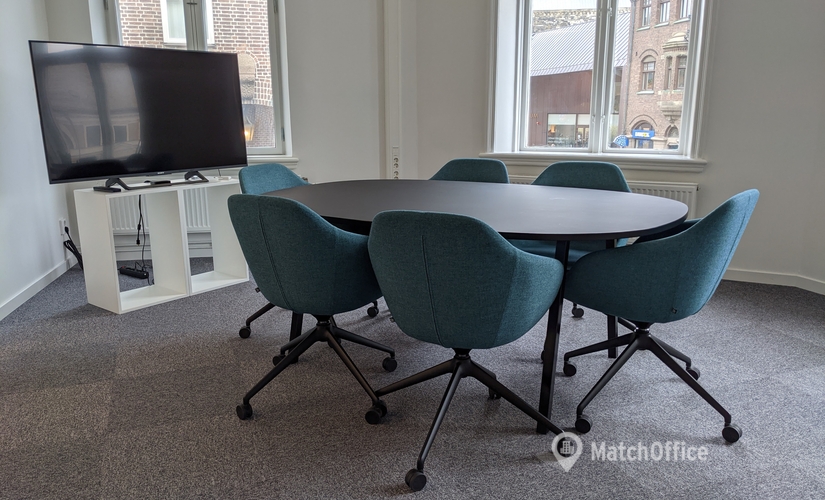 Coworking spaces(Yta:100 m²) för uthyrning i Lilla Fiskaregatan 1A, 222 22 Lund. Bra läge | MatchOffice.se