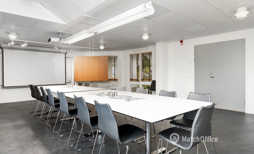 27 m² Business park in Norrkoping, Svärmaregatan 3 (603 61) - 2 | MatchOffice.com