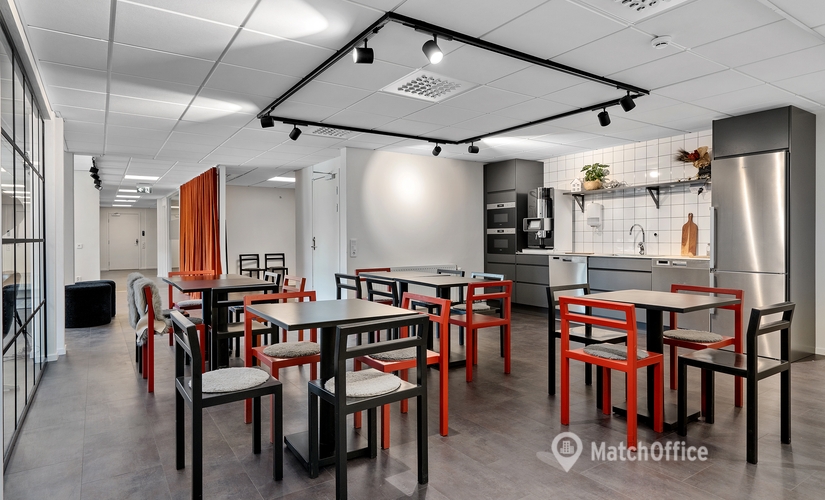 76 m² Business space in Norrkoping, Ståthögavägen 48 (602 23) - 1 | MatchOffice